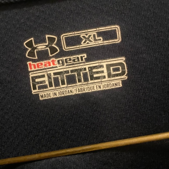 **Buy 4 get 1 FREE!! $5 items only!  Men’s Underarmour Heatgear Fitted Thermal - Picture 4 of 4